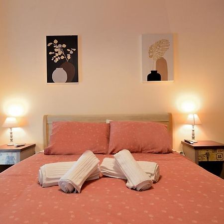 Appartamento Cozycentre Atene Esterno foto