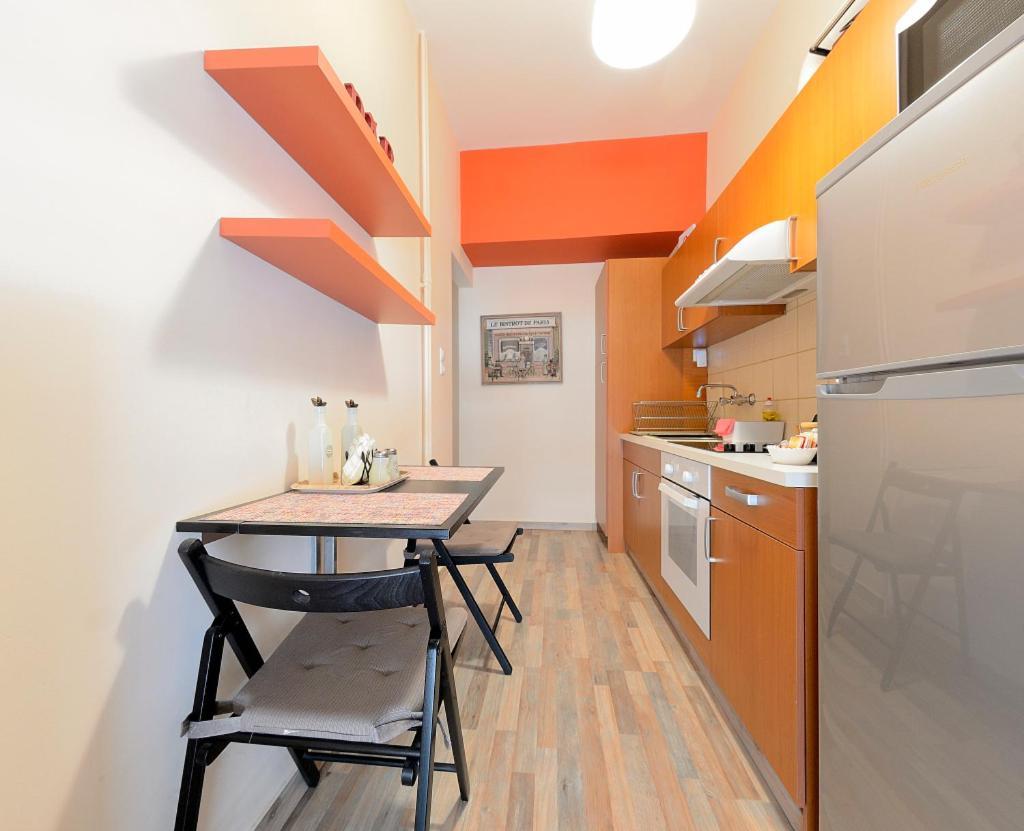 Appartamento Cozycentre Atene Esterno foto